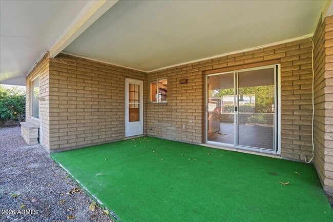 Building Photo - 6408 E Butte St