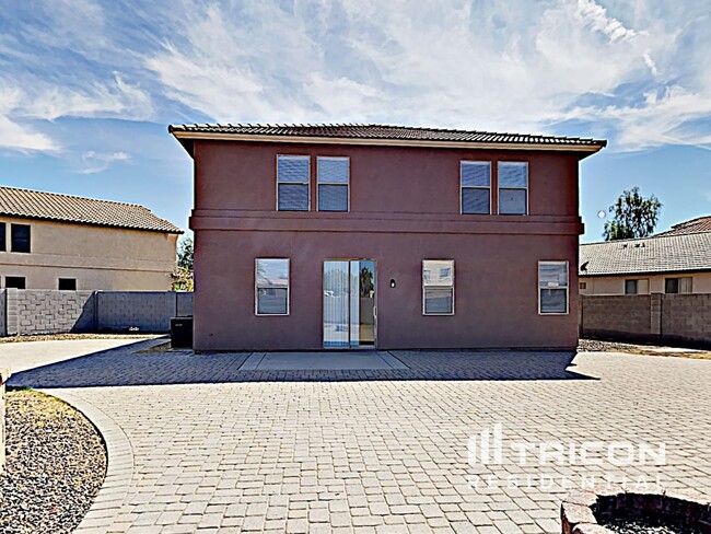 Building Photo - 45438 W Guilder Ave