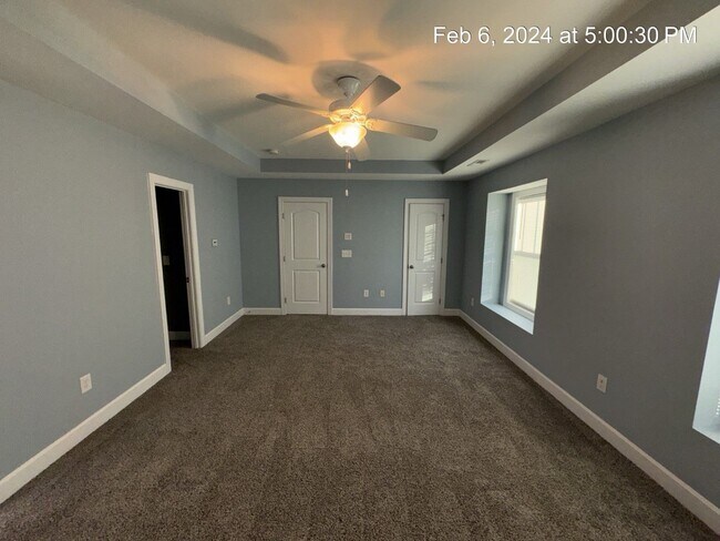 Building Photo - 118 Blackhawk Lane