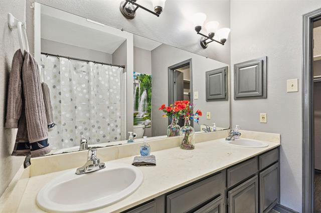 Building Photo - 3623 W Northgate Dr