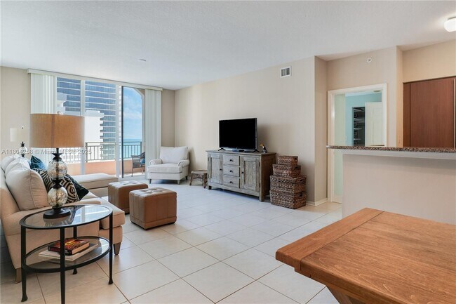 Building Photo - 2080 S Ocean Dr