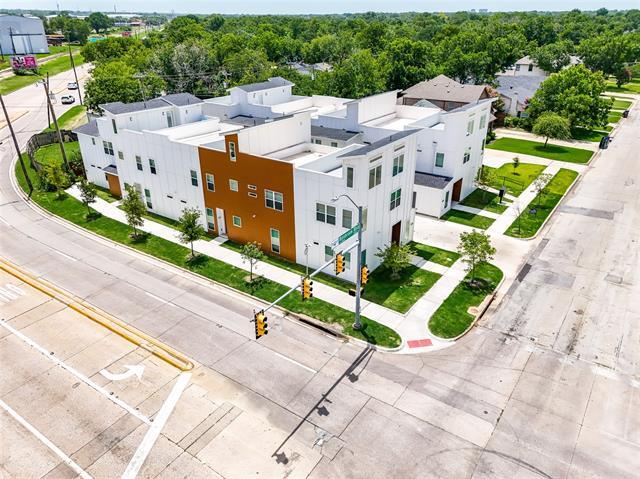 Building Photo - 2509 Benbrook Blvd