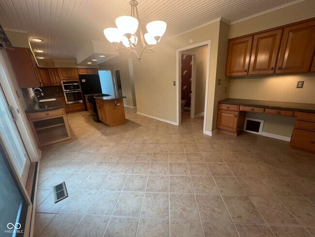 Building Photo - 12748 Limberlost Dr