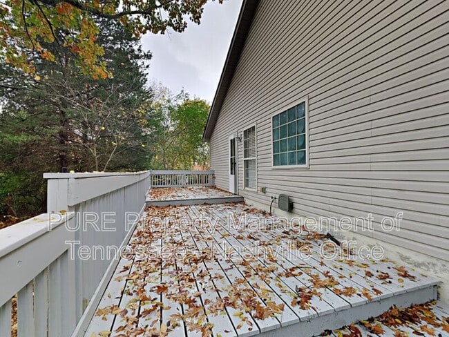 Building Photo - 2215 Joann Dr