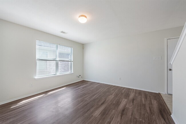 Building Photo - 14423 Benningcrest Ln