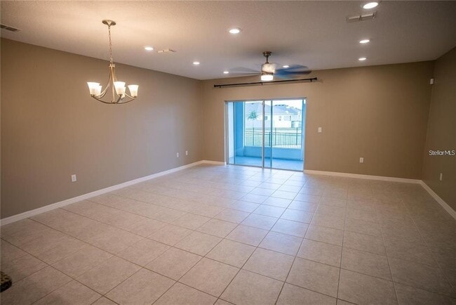 Building Photo - 131 Primrose Dr