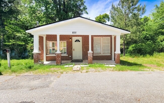Primary Photo - 2 BDRM 1 BATH