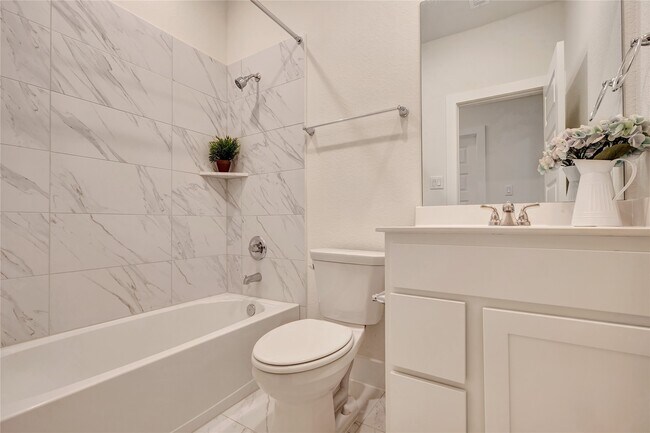 Building Photo - 6027 Churchill Spgs Ln