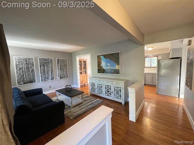 Building Photo - 1253 Bamford St
