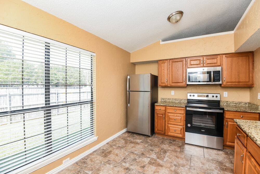 Building Photo - 2733 Forest Creek Dr