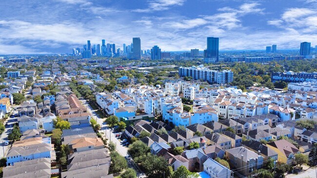 Building Photo - 5317 Feagan St