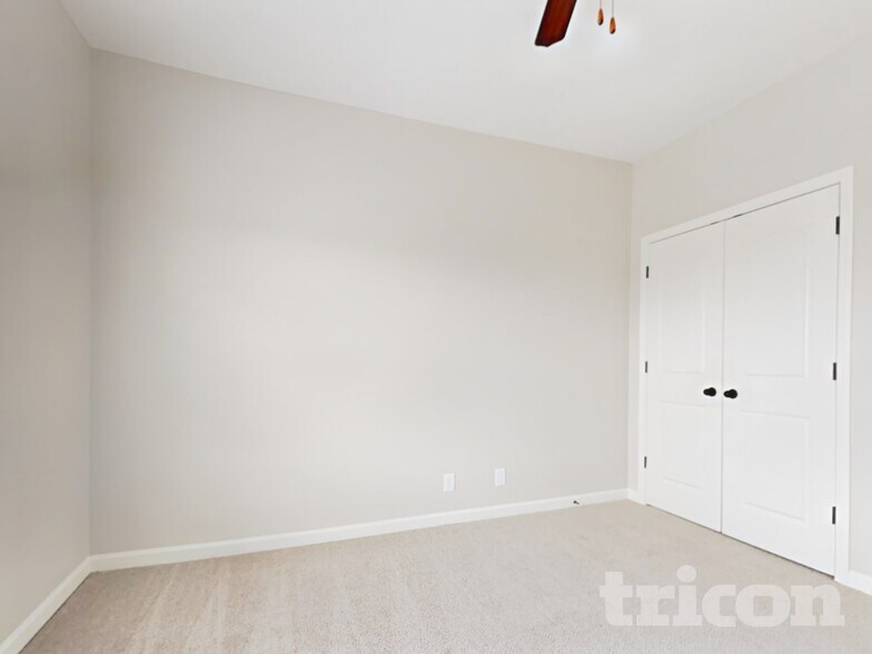 Building Photo - 2849 Brewster Drive