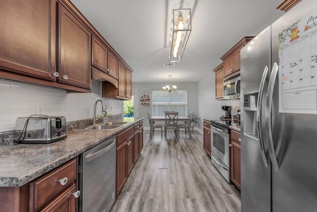 Building Photo - 2892 Shoni Dr