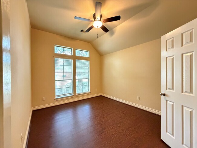 Building Photo - 22015 Rustic Canyon Ln