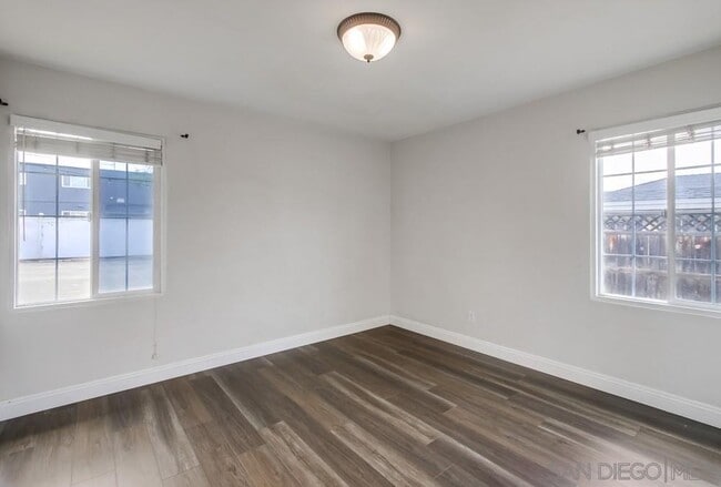 Building Photo - 6327 Newsome Dr