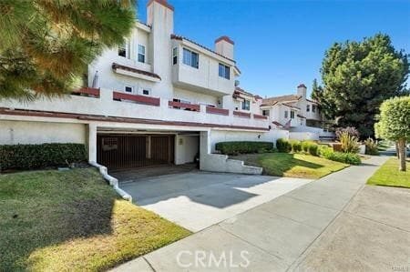 Building Photo - 2740 Gramercy Ave
