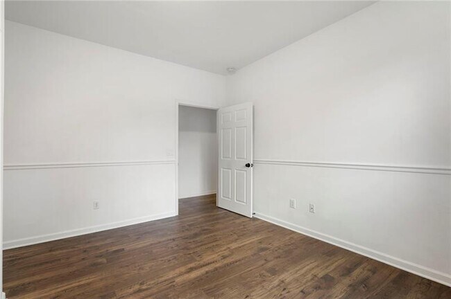 Building Photo - 3142 Chamblee Gap Rd