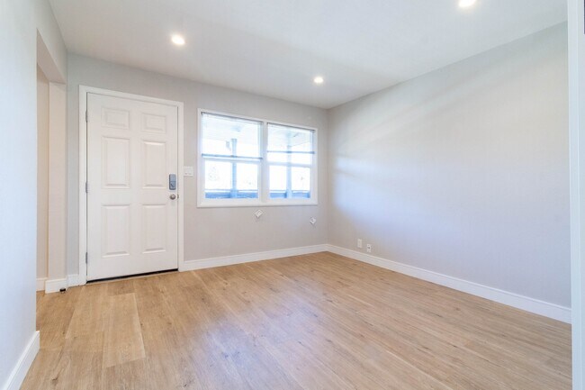 Building Photo - 988 East El Camino Real, Unit 990-10