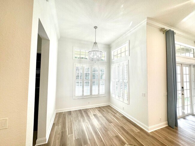 Building Photo - 195 Via Veracruz