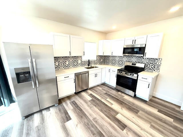 Building Photo - BRAND NEW TOWNHOME IN THE MIDDLE OF UPTOWN PHX WITH ALL THE BELLS AND WHISTLES!!!