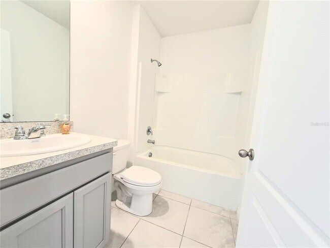 Building Photo - 2375 Brassie Ct