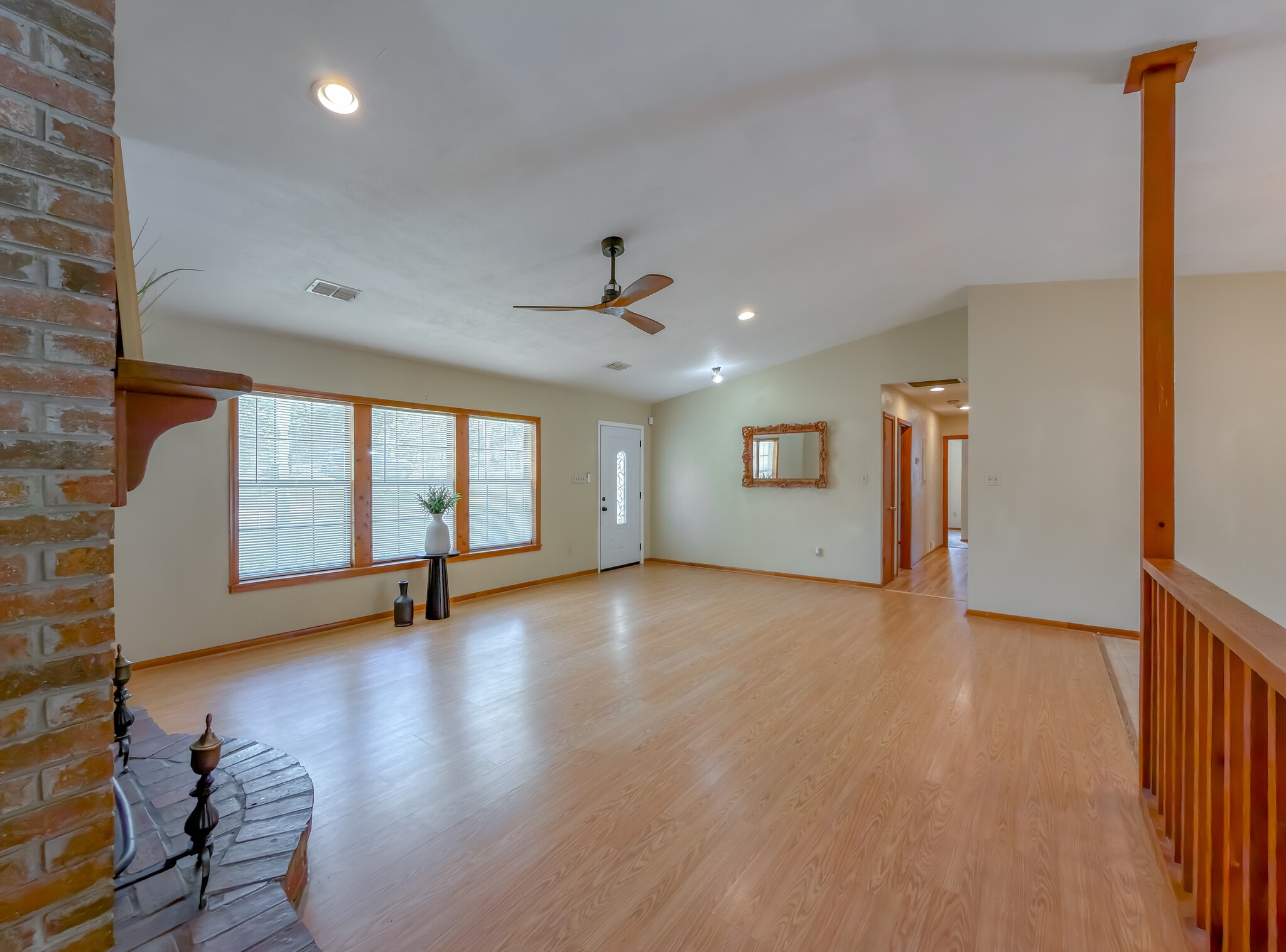 Building Photo - 8514 Raquel Ln