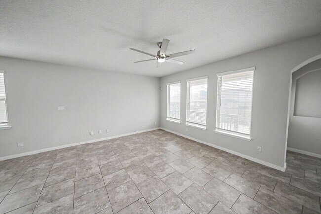 Building Photo - 6810 Comanche Band