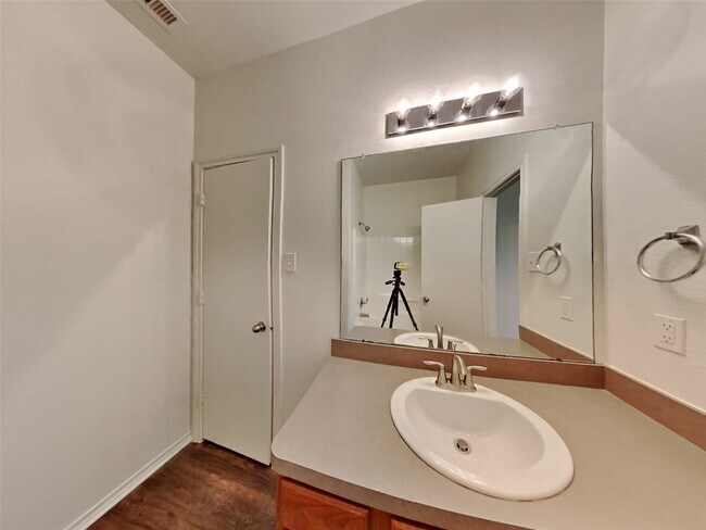 Building Photo - 2838 Wisner Cir