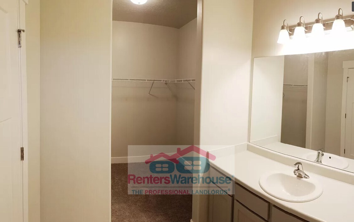 Building Photo - 13084 S Tortola Dr
