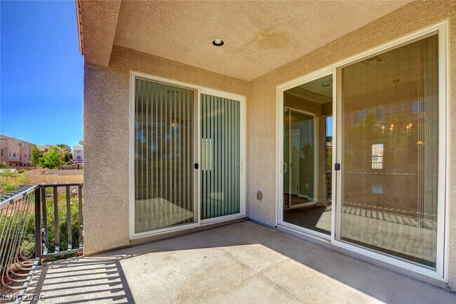 Building Photo - 10700 Shasta Glow Ct