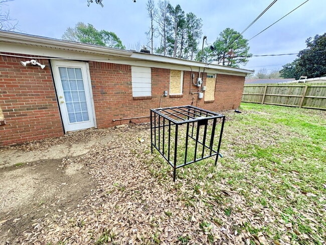 Building Photo - 3141 Arrendale St