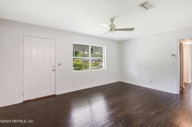 Building Photo - 6418 Terry Parker Dr N