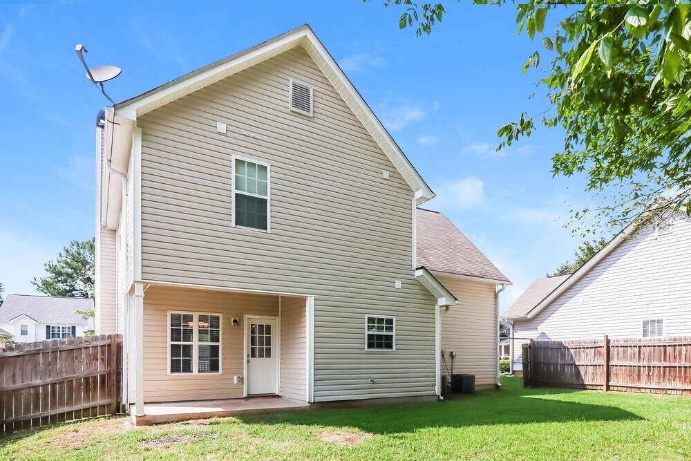 Building Photo - 350 Prescott Ct