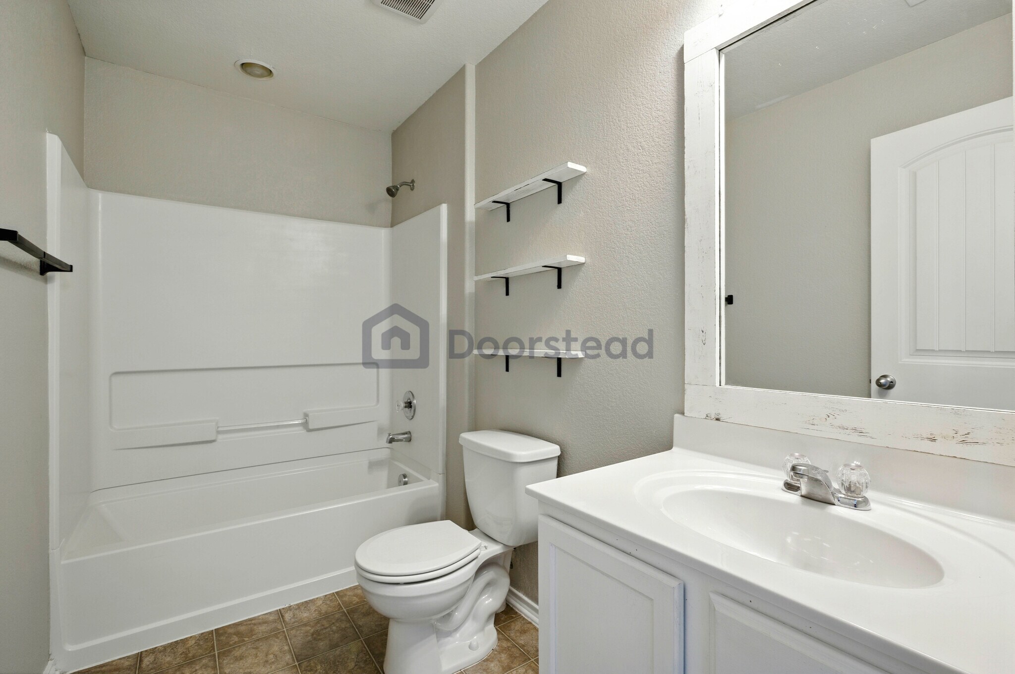 Building Photo - 920 Water Hyacinth Loop