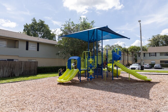 Building Photo - 230 Thorntree Pl