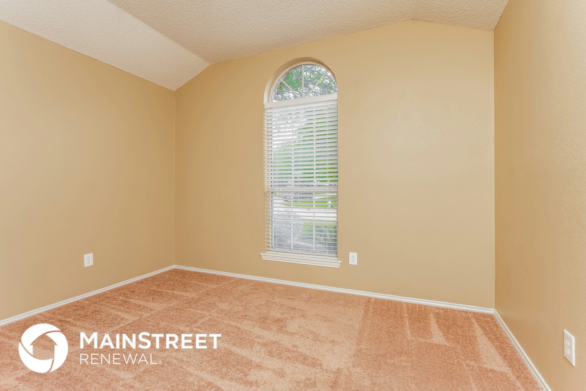 Building Photo - 1100 Stone Creek Dr