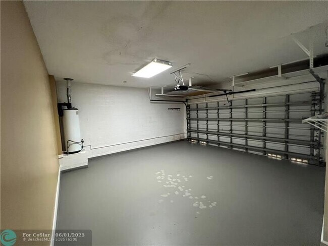 Building Photo - 5897 N Plum Bay Pkwy