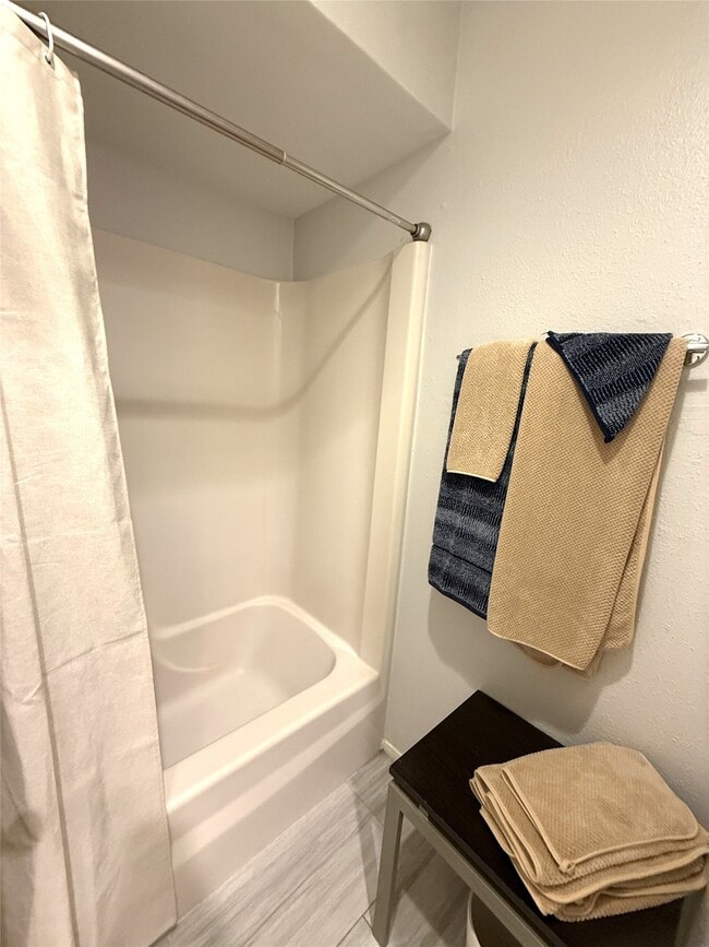 Building Photo - 14331 Still Meadow Dr