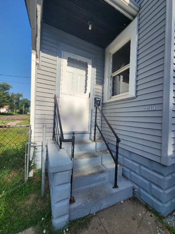 Building Photo - 2915 W Trewyn Ave