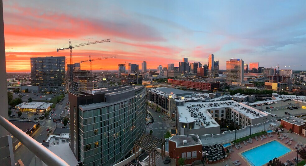 Building Photo - 600 12th Ave S