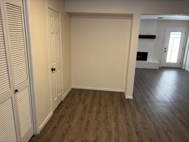 Building Photo - 1323 Reddleshire Ln