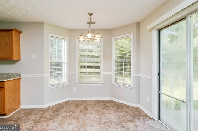 Building Photo - 130 Creekside Trail