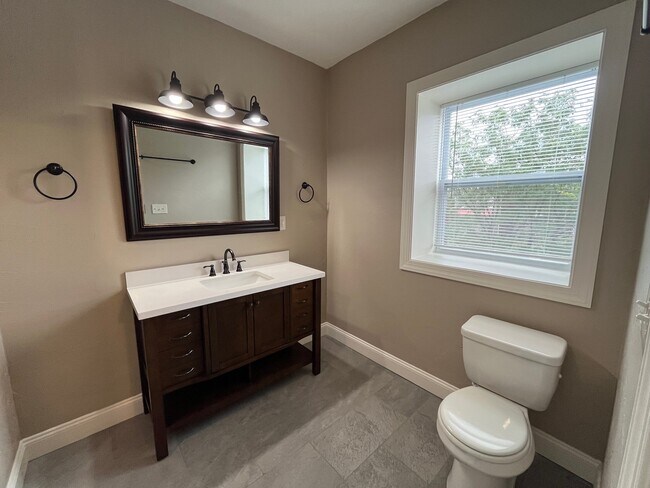 Building Photo - 6712 McPherson Blvd