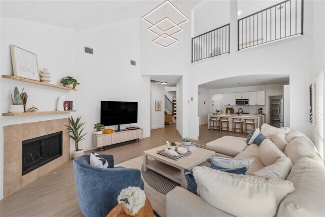 Building Photo - 3831 Sapphire Loop