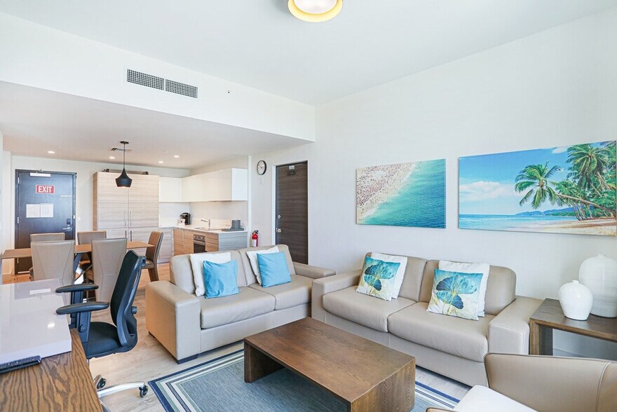 Building Photo - 777 N Ocean Dr