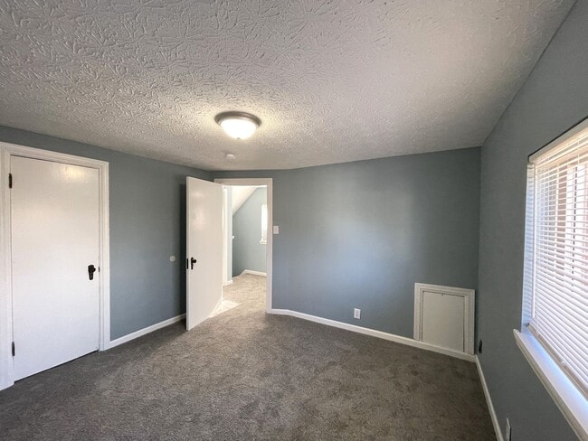 Building Photo - 1285 Linwood Ave