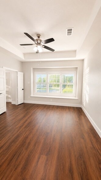 Building Photo - 5691 Orchard Pkwy