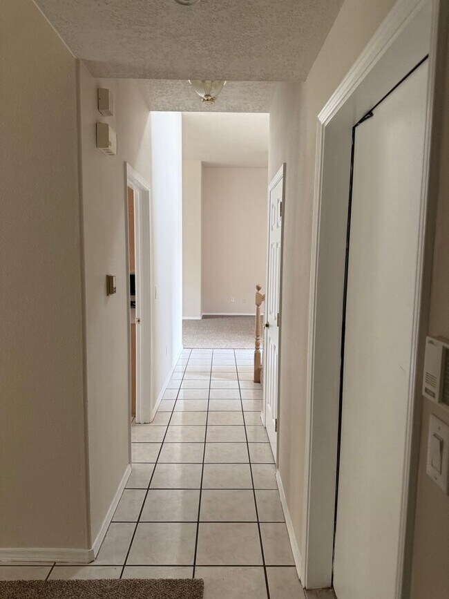 Building Photo - 5710 Balsa Ct