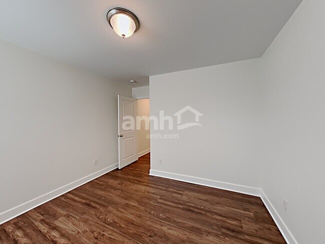 Building Photo - 441 Bluewater Dr