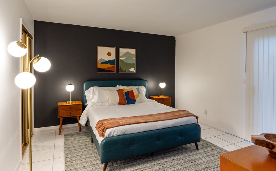 Building Photo - 3155 E Ramon Rd